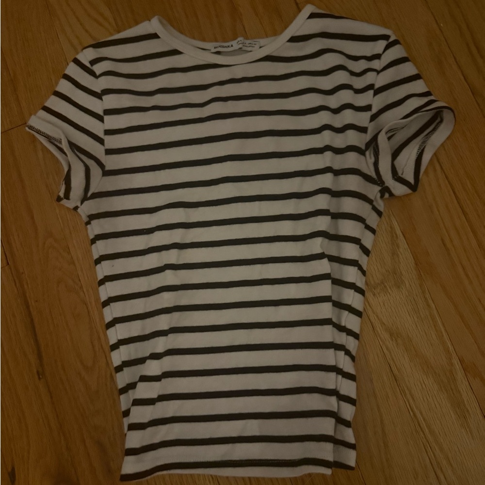 Bershka Black and White Striped Short Sleeve Tee - Picture 2 of 3